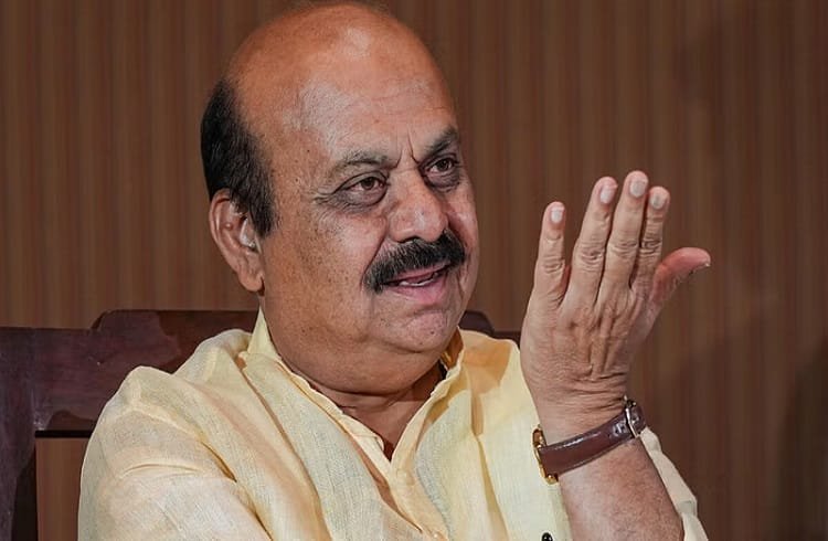 ಅಸಲಿ ಗಾಂಧಿ ಹೆಸರಲ್ಲಿ ನಕಲಿ ಕಾಂಗ್ರೆಸ್ ಅಧಿವೇಶನ: ಸಂಸದ ಬಸವರಾಜ ಬೊಮ್ಮಾಯಿ ಕಿಡಿ
