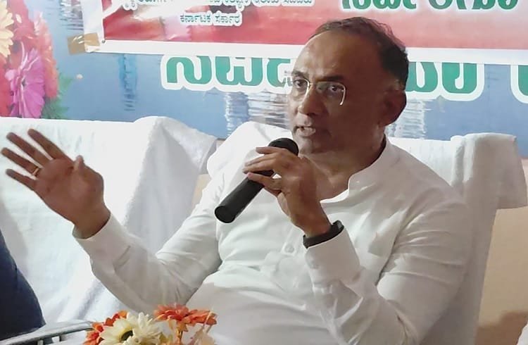 ಮಂಗಳೂರಲ್ಲಿ ಯುವಕ ಅಶ್ರಫ್ ಹತ್ಯೆ ಸಮಾಜದ ಶಾಂತಿ ಕದಡುವ ದುಷ್ಟ ಶಕ್ತಿಗಳ ಕೃತ್ಯ: ಸಚಿವ ದಿನೇಶ್ ಗುಂಡೂರಾವ್