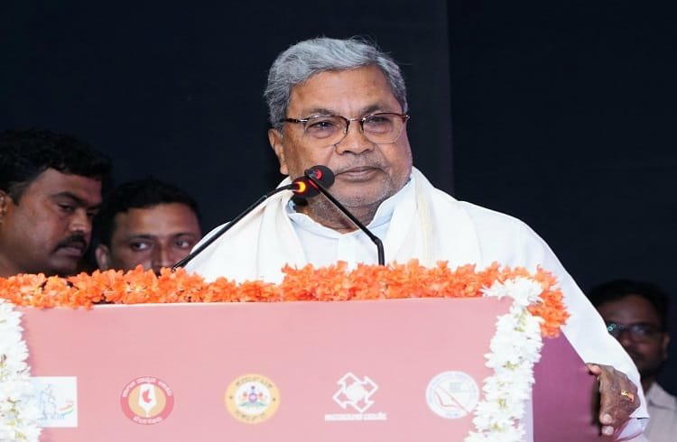 ಮಾಧ್ಯಮಗಳು ನನ್ನನ್ನೂ ಸೇರಿ ಅಧಿಕಾರಸ್ಥರ ಓಲೈಕೆ ಮಾಡಬಾರದು: ಸಿಎಂ ಸಿದ್ಧರಾಮಯ್ಯ