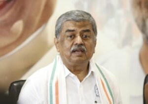 ಎಸ್‌ಐಆರ್ ರದ್ದತಿಗೆ ಆಗ್ರಹ: ದೆಹಲಿಯಲ್ಲಿ ಇಂಡಿಯಾ ಒಕ್ಕೂಟದ ಪ್ರತಿಭಟನೆ, ರಾಜ್ಯ ಕಾಂಗ್ರೆಸ್ ನಾಯಕರ ಭಾಗಿ