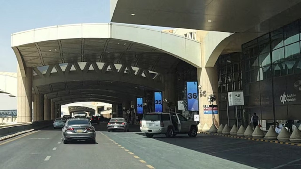 Massive explosion at Riyadh airport in Saudi Arabia