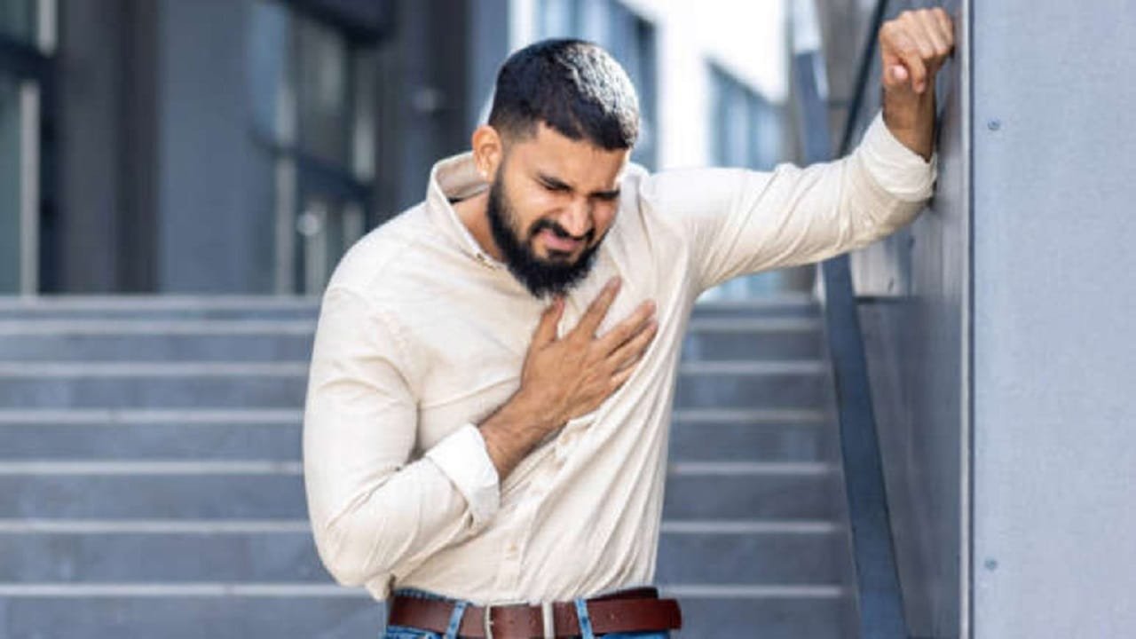 Never ignore the early warning signs of heart disease Cardiologists