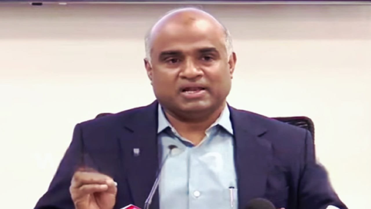 Voter list revision: Election Commission clarifies regarding Congress's allegations.